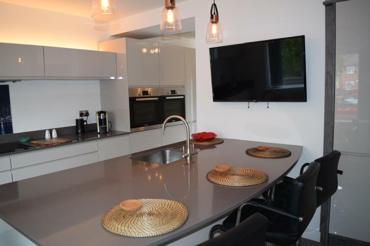 Apartament Airport Padzzz Wythenshawe Zewnętrze zdjęcie